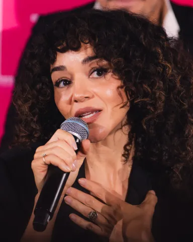 Ashley Madekwe, typed as Soft Autumn