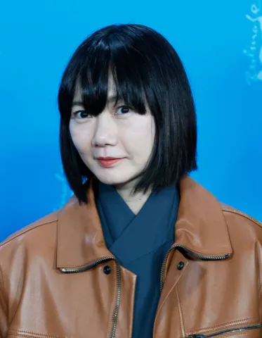 Doona Bae, typed as True Winter