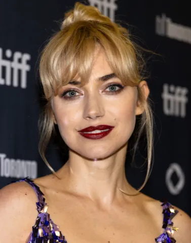 Imogen Poots, typed as True Spring