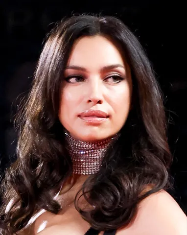 Irina Shayk, typed as Soft Summer