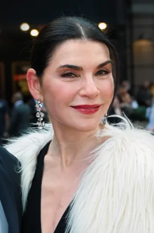 Julianna Margulies, typed as Deep Winter