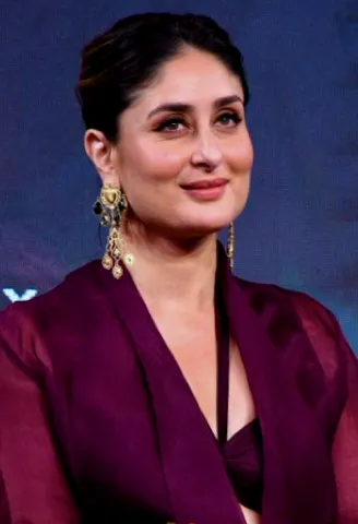 Kareena Kapoor Khan, typed as Deep Autumn