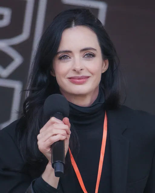 Krysten Ritter, an example of True Winter coloring