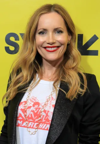 Leslie Mann, typed as True Spring