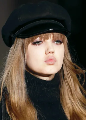 Photo: Geckosmick, CC BY-SA 4.0, via Wikimedia Commons Lindsey Wixson, typed as Light Spring