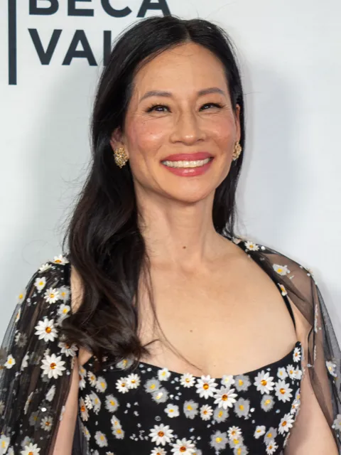 Lucy Liu, an example of Deep Winter coloring