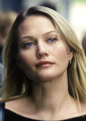 Sarah Wynter, typed as True Spring