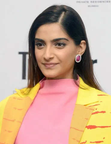 Photo: Bollywood Hungama, CC BY 3.0, via Wikimedia Commons Sonam K Ahuja, typed as Bright Spring