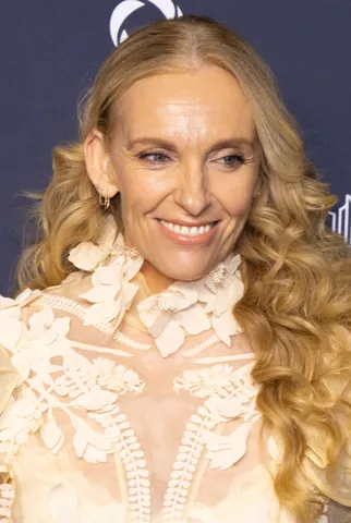Toni Collette, typed as Soft Autumn